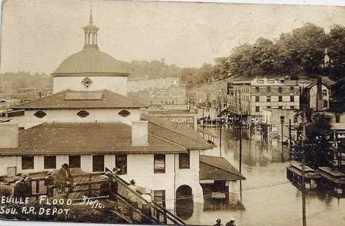 Asheville S RR Depot 1916 flood